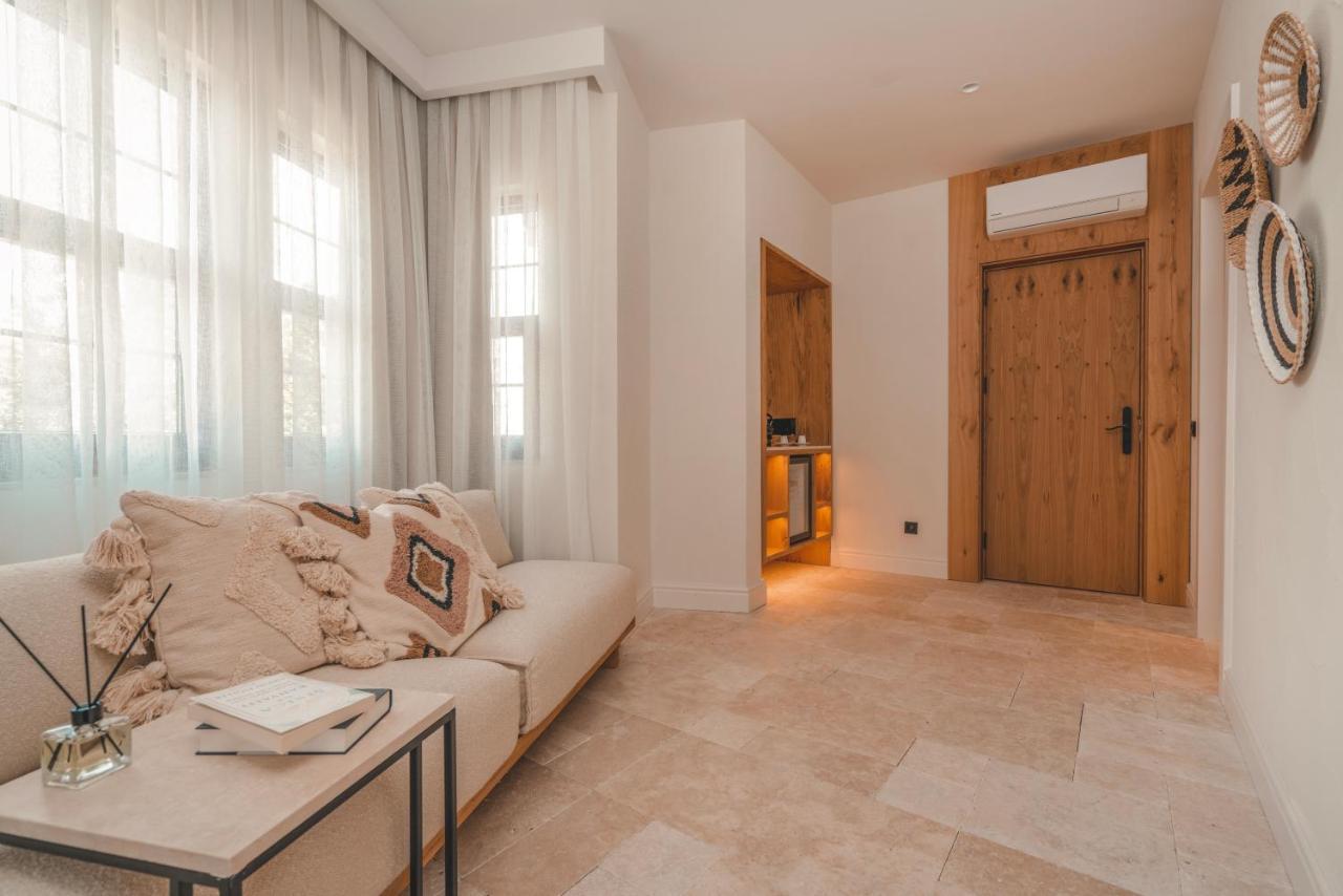 6 Rooms By Azumare Side Exteriér fotografie